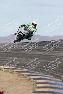 media/Nov-16-2025-Race Pace (Sun) [[8c5fa54630]]/Verified Riders/1-Turns 9 and 10 (925am)/